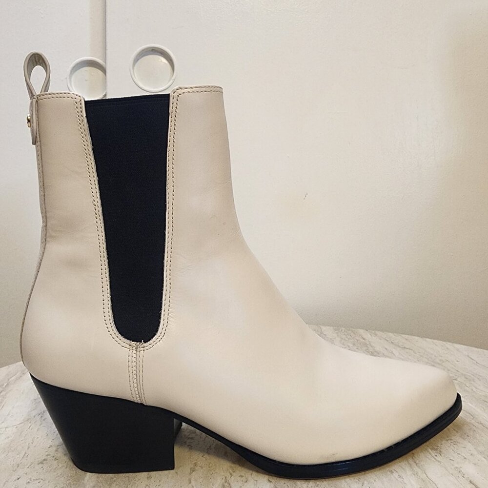 Michael Kors Kinlee Pointed-Toe Pull-On Boo Light Cream 10M - B006 - Picture 5 of 11